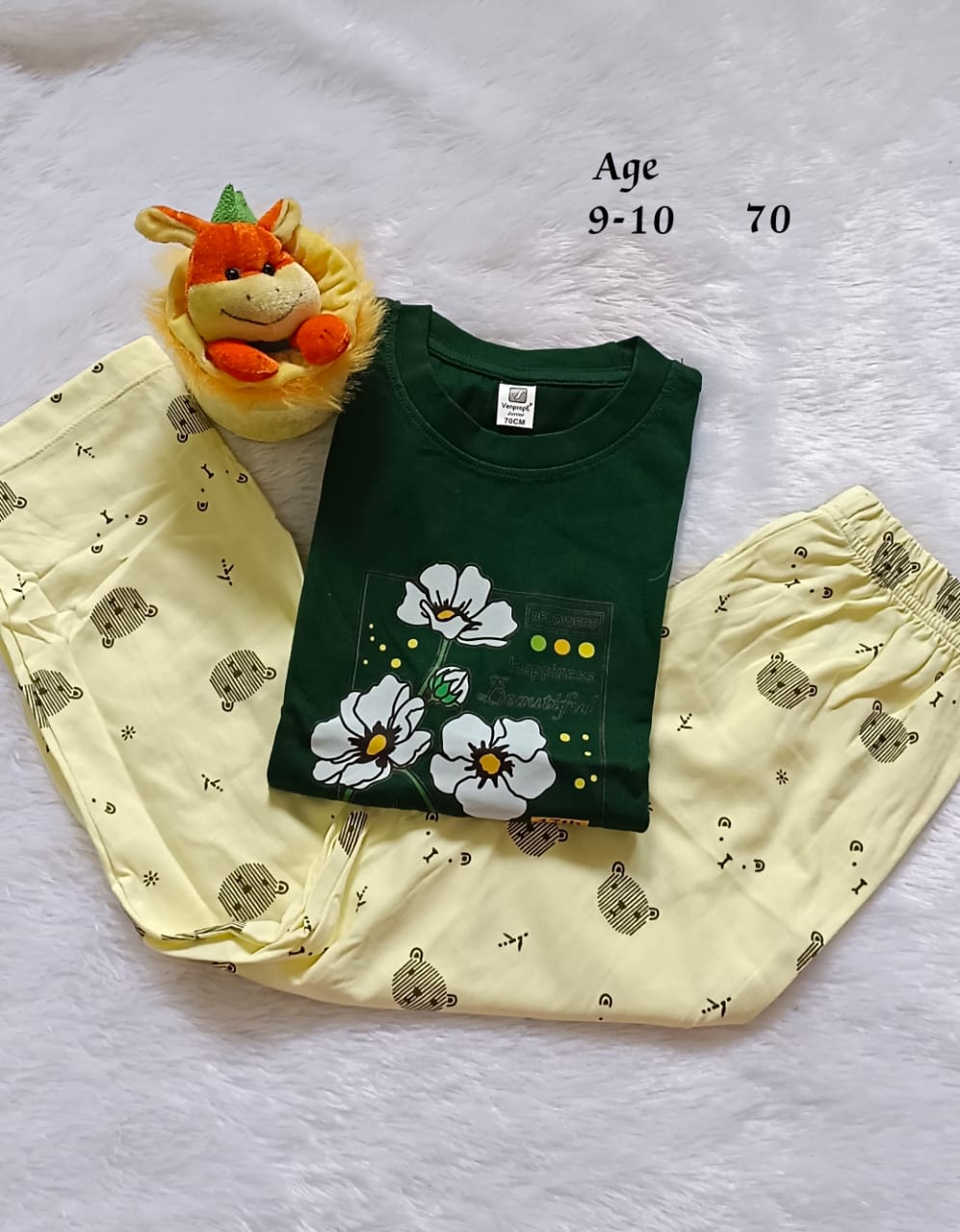 Contrast set - Black with Cream